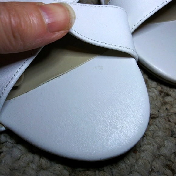 Kelly & Katie Retro 1960's Style, White Leather Criss-Cross Slide Sandals - Picture 8 of 12